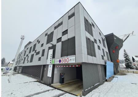 Garažna hiša, Masljeva 4